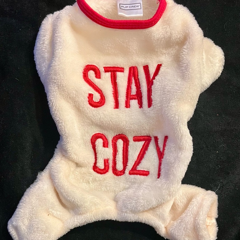 Flip Crew Cozy Dog Sweater - Cream and Red